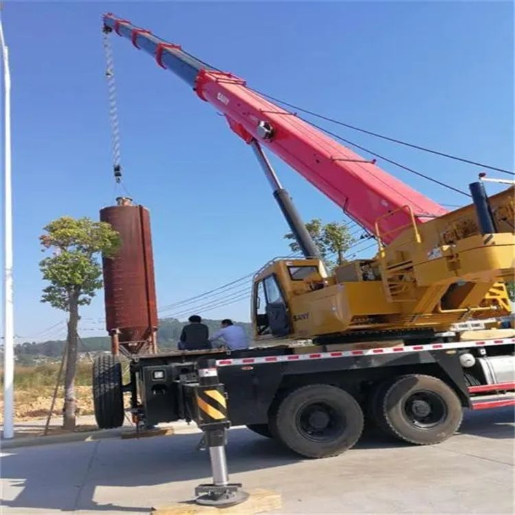 泗洪县专业吊车租赁多少钱