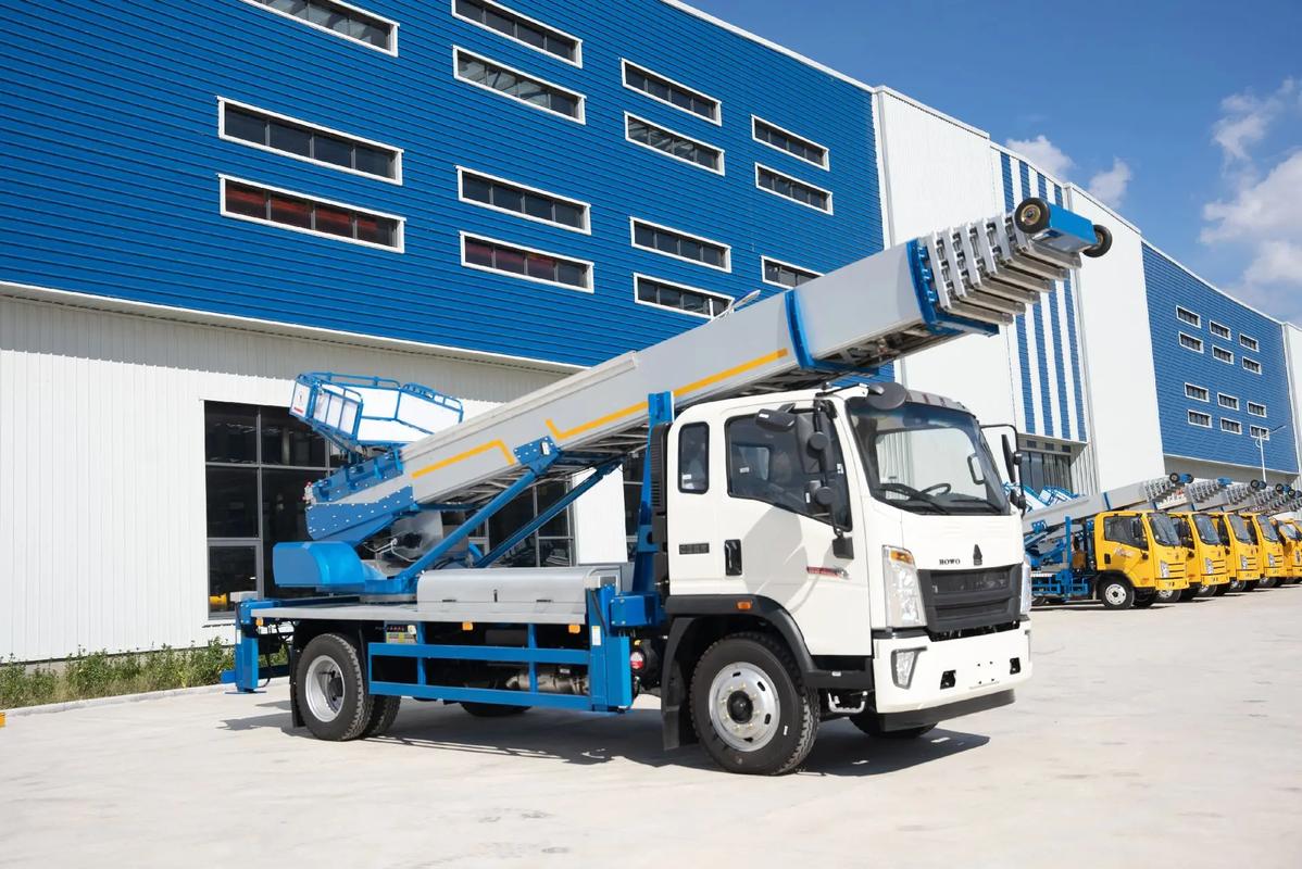 泗洪县出租云梯车高空作业车 建筑垃圾搬运